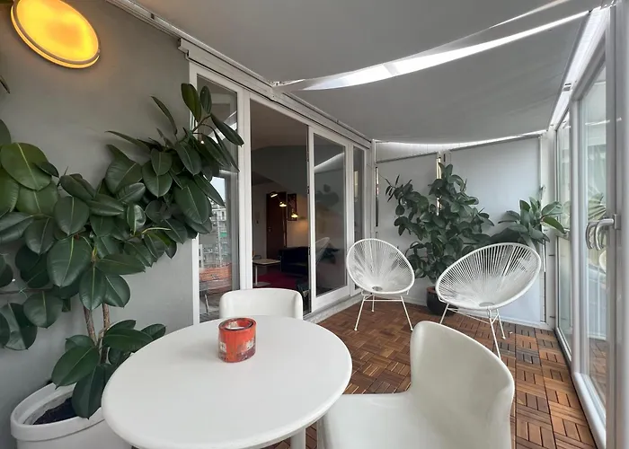 LA TERRAZZA, in Crocetta